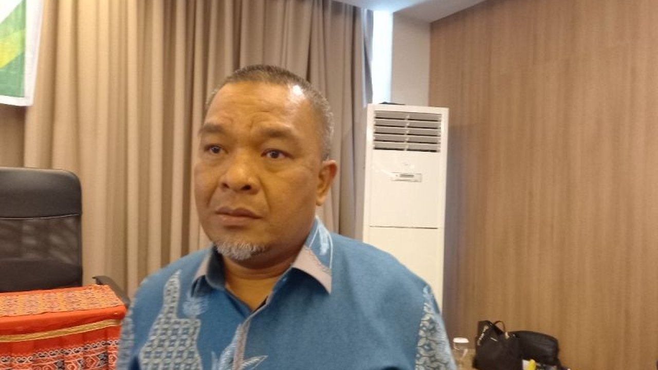 BPJamsostek memberikan relaksasi iuran JKK 50 persen selama 6 bulan hingga Juli 2025 untuk sektor industri tertentu di Sulawesi Utara demi melindungi tenaga kerja dan menjaga stabilitas ekonomi.