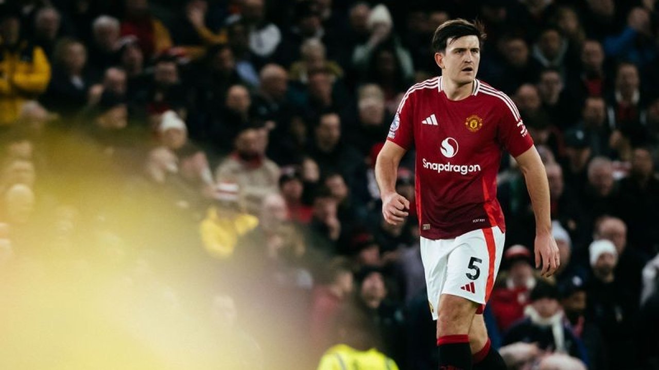 Kemenangan tipis Manchester United atas Fulham membawa mereka naik ke posisi 12 klasemen sementara Liga Inggris, meskipun masih tertinggal dari zona Liga Champions.