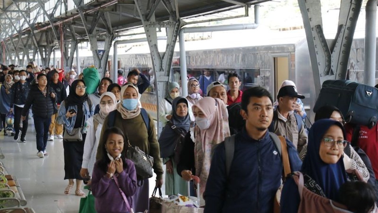 KAI Siapkan 3,4 Juta Tiket Kereta Api Jarak Jauh untuk Angkutan Lebaran 2025