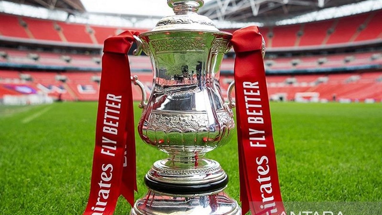 Jadwal Piala FA babak 16 besar telah dirilis, menampilkan pertandingan-pertandingan seru antara tim-tim Premier League dan tim dari divisi lain, memperebutkan tiket ke perempat final.