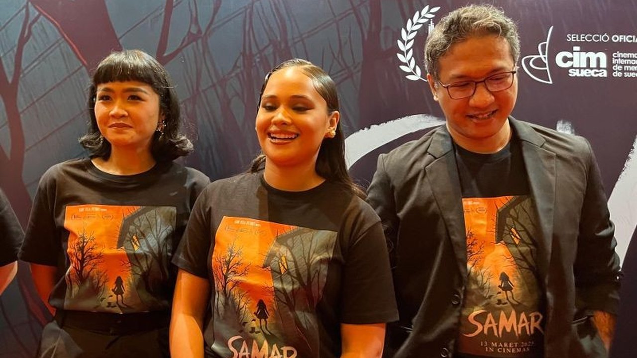 Aktris Aurora Ribero ungkap pengalamannya dalami peran Elsa di film horor psikologis 'Samar', termasuk menggali inner child dan melakukan observasi pada anak-anak kecil.