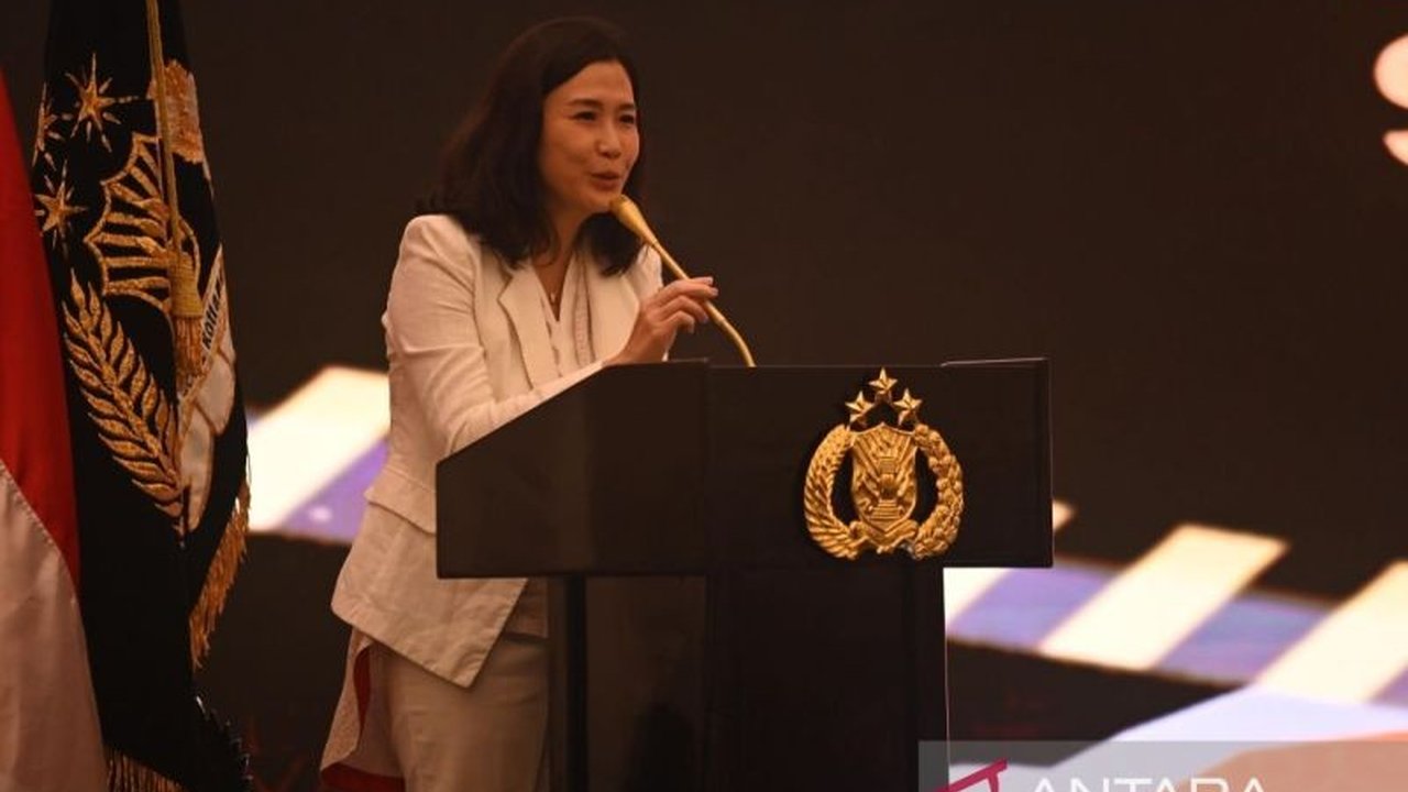Wakil Menteri Pemberdayaan Perempuan dan Perlindungan Anak, Veronica Tan, menekankan pentingnya keberanian korban kekerasan untuk melapor dan meminta dukungan penuh dari KemenPPPA dan Polri dalam upaya melindungi perempuan dan anak.