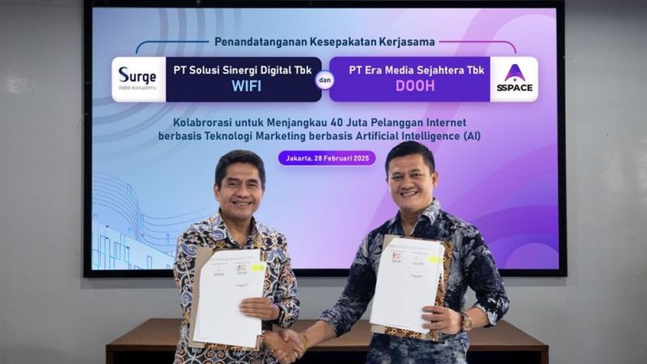 PT Solusi Sinergi Digital (Surge) berkolaborasi dengan PT Era Media Sejahtera (DOOH) memanfaatkan kecerdasan buatan (AI) dalam pemasaran untuk menjangkau 40 juta pelanggan internet di Indonesia.