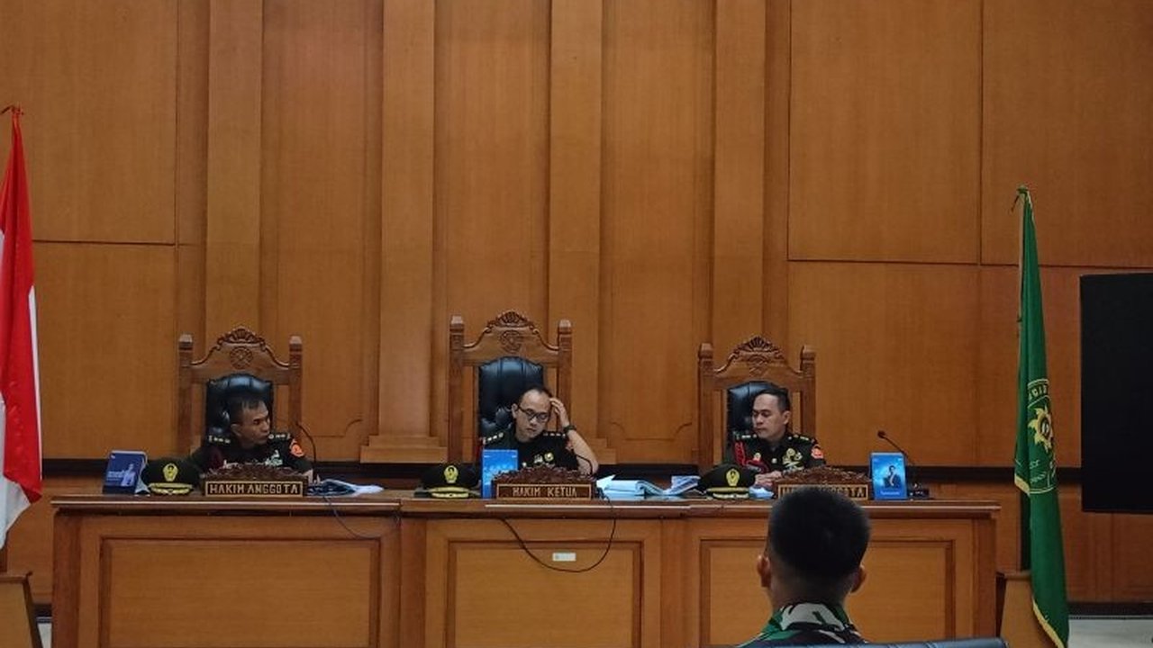 Sidang kasus penembakan di Rest Area KM 45 Tol Tangerang-Merak memasuki babak baru dengan pengakuan terdakwa atas lima kali penembakan yang mengakibatkan satu orang tewas.