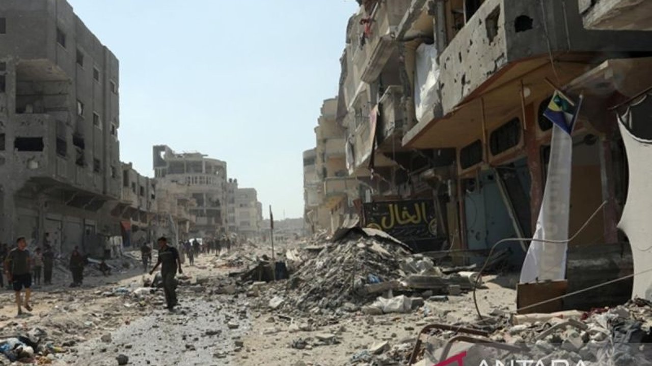 Mesir telah menyiapkan rencana rekonstruksi Gaza yang memastikan warga Palestina tetap di tanah air mereka, dan akan dipresentasikan pada pertemuan puncak darurat Arab.