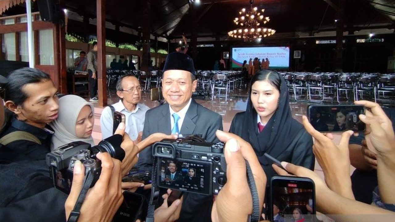 Pemkab Kudus gencar melakukan digitalisasi di semua sektor untuk meningkatkan Pendapatan Asli Daerah (PAD) dan menekan kebocoran anggaran.