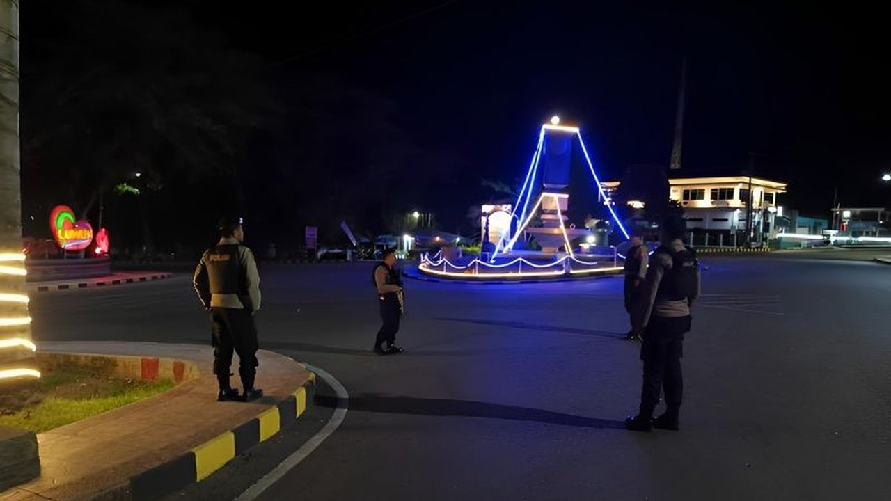 Polres Banggai meningkatkan patroli untuk mencegah balap liar dan menjaga keamanan selama Ramadhan di berbagai titik rawan di Kabupaten Banggai, Sulawesi Tengah.