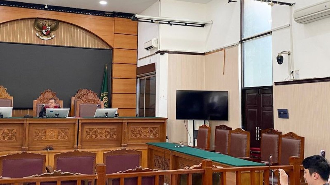 Sidang Praperadilan Hasto Kristiyanto Ditunda, KPK Absen