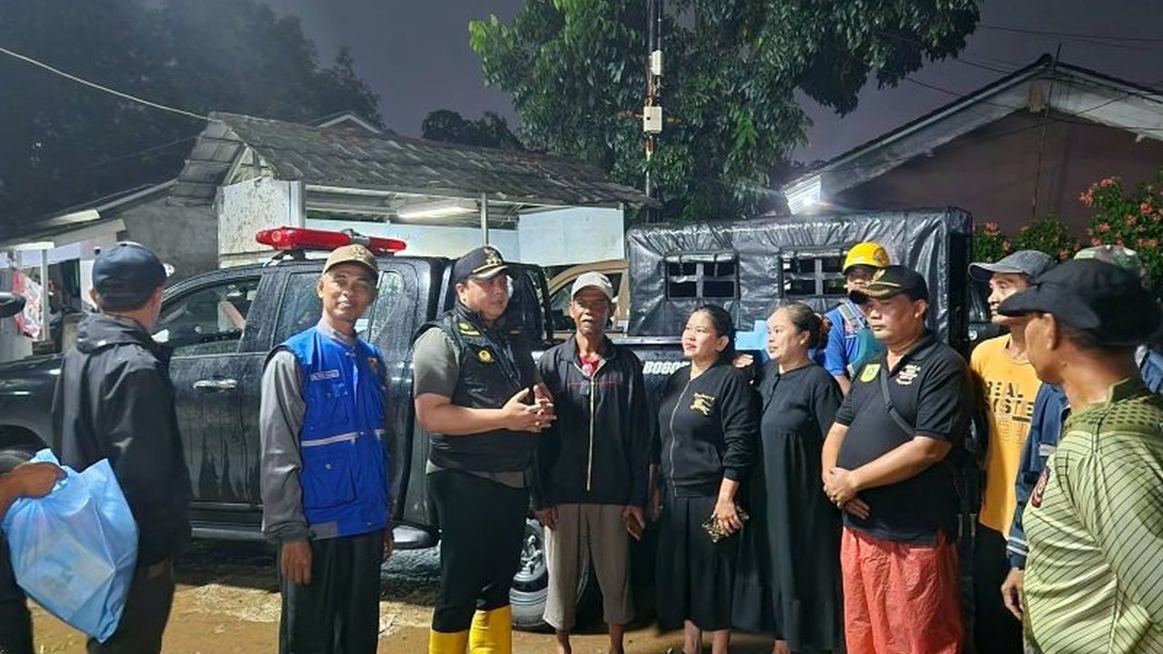 Kemensos menyalurkan bantuan senilai Rp227.406.250 kepada 223 jiwa atau 76 KK korban banjir di Kabupaten Bogor, Jawa Barat, berupa makanan siap saji, selimut, kasur, dan kebutuhan lainnya.