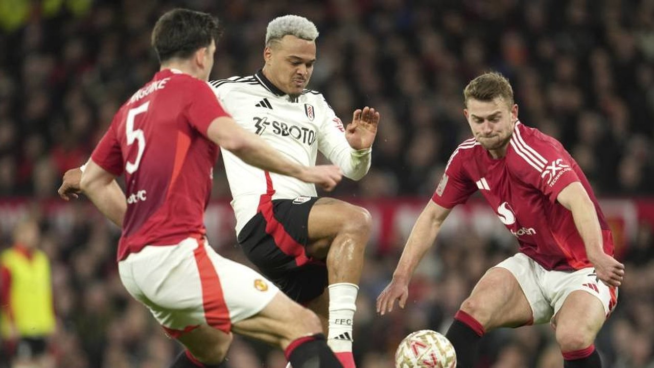 Sudah Kalah, Satu Pemain MU Cedera Saat Lawan Fulham
