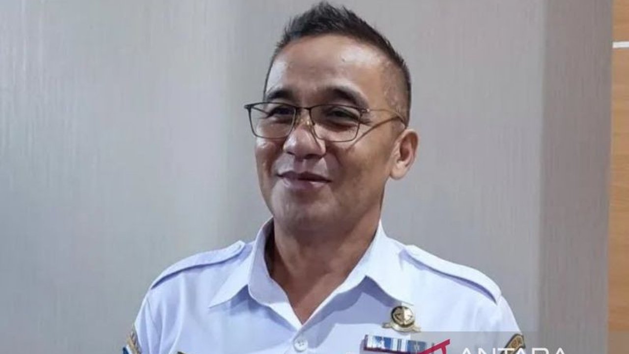 Dinas Perhubungan Babel menggelar rapat koordinasi untuk mematangkan persiapan angkutan Lebaran 2025, memastikan moda transportasi darat, laut, dan udara siap melayani pemudik dengan aman dan nyaman.