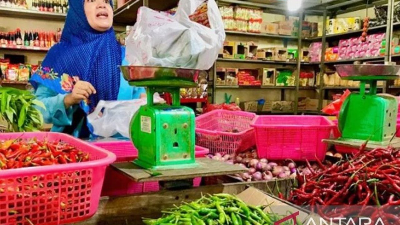 Pemerintah Kabupaten Subang memastikan ketersediaan dan stabilitas harga bahan pokok selama Ramadhan, meskipun terjadi kenaikan harga cabai dan bawang merah di sejumlah pasar tradisional.