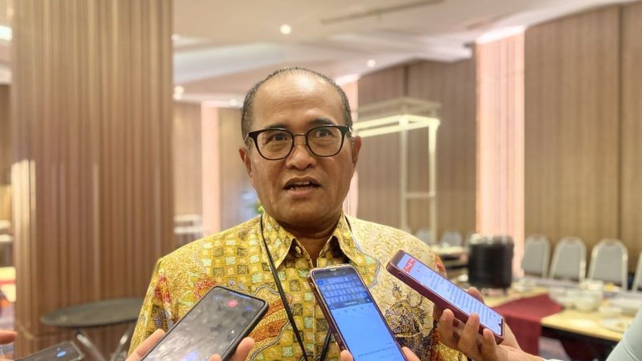 BPH Migas mendorong pemerintah daerah untuk mendukung percepatan pembangunan jaringan gas rumah tangga agar target 4 juta sambungan rumah hingga 2024 tercapai dan mengurangi ketergantungan pada LPG impor.