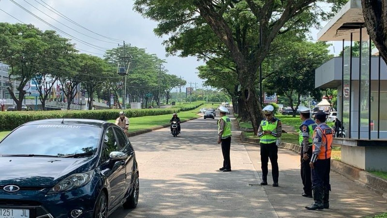 Pemkot dan Polrestabes Semarang membentuk Posko Terpadu Pemantauan Lalu Lintas di Silayur, Ngaliyan, untuk mengurangi angka kecelakaan di jalur rawan tersebut, khususnya setelah kecelakaan beruntun yang melibatkan rombongan TK.