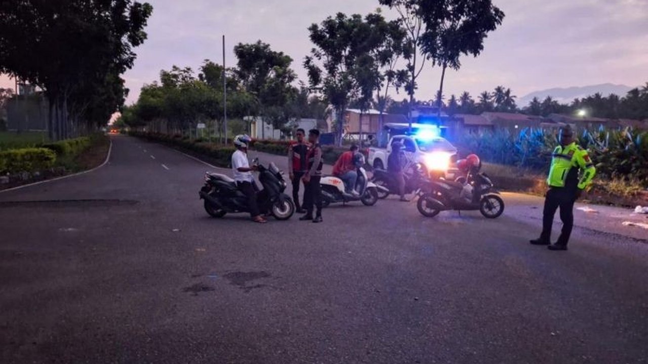 Polres Agam meningkatkan patroli untuk menjaga kamtibmas selama Ramadhan 1446 H, fokus pada pencegahan balap liar, pengamanan pasar takjil, dan shalat Tarawih, serta pemberantasan penyakit masyarakat.