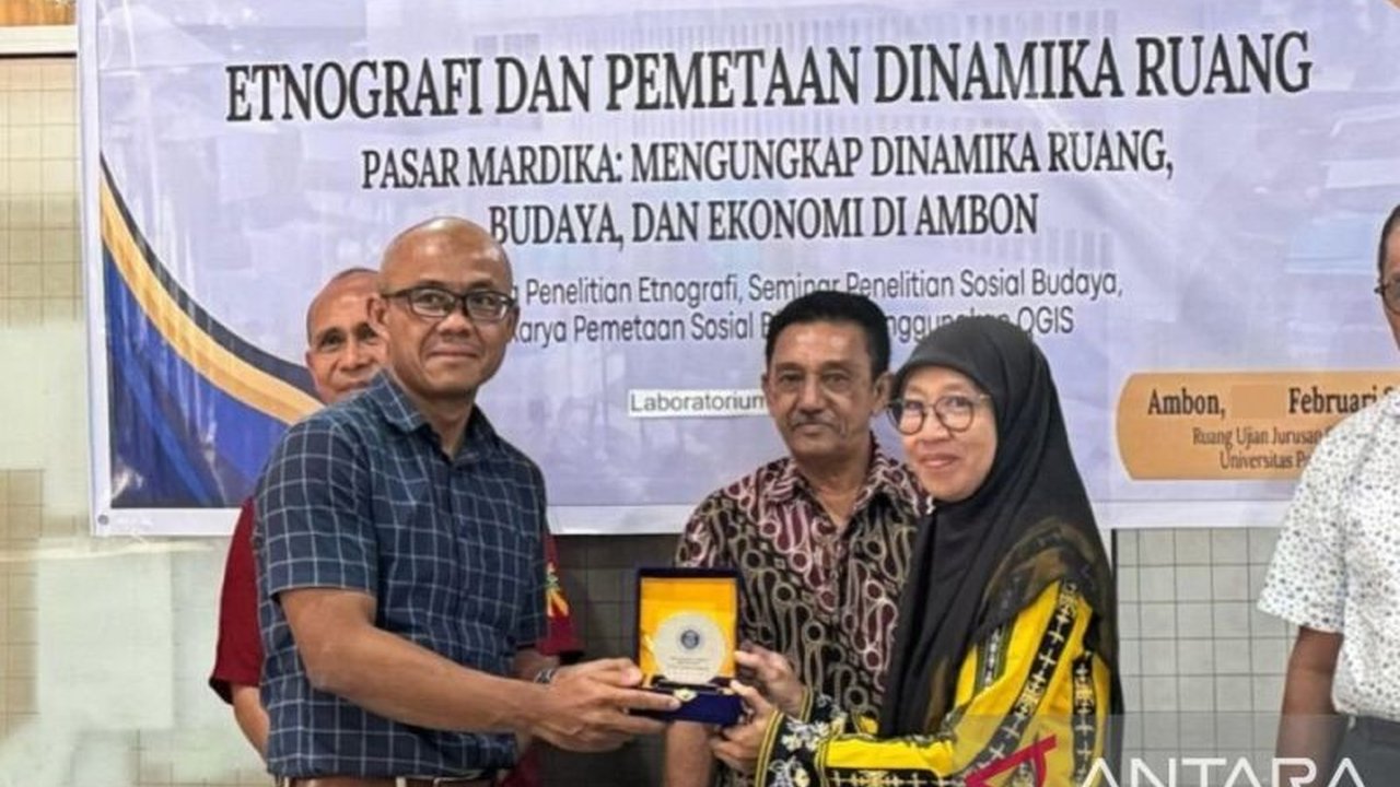 Universitas Pattimura (Unpatti) bersama Universitas Indonesia (UI) dan ITB melakukan studi kolaboratif untuk memetakan dinamika ruang, budaya, dan ekonomi di Kota Ambon, Maluku.