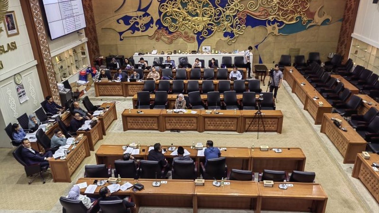 RUU Perubahan Ketiga UU Pelindungan Pekerja Migran Indonesia (PPMI) fokus pada pembenahan pekerja migran nonprosedural dengan rencana pengampunan bagi pekerja dan P3MI yang melanggar prosedur.