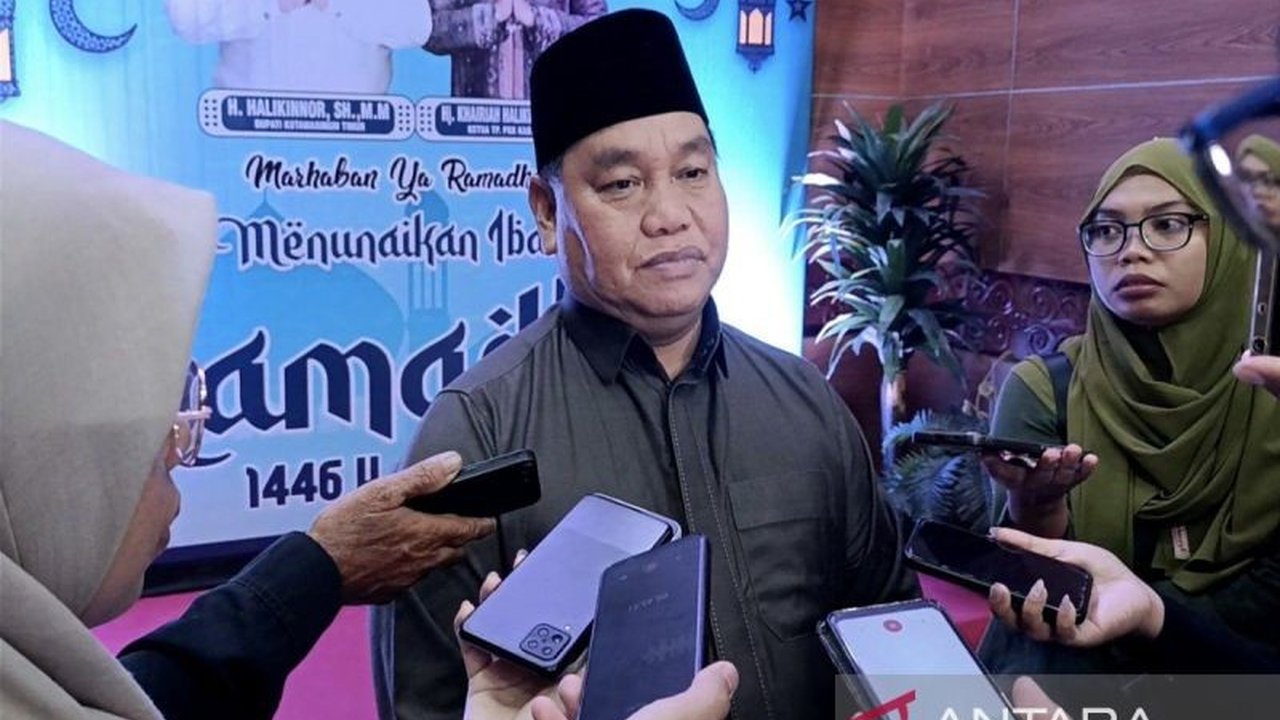 Pemkab Kotim menjadikan pengentasan blank spot atau wilayah tanpa jaringan telekomunikasi sebagai prioritas utama untuk meningkatkan kualitas hidup dan perekonomian masyarakat.