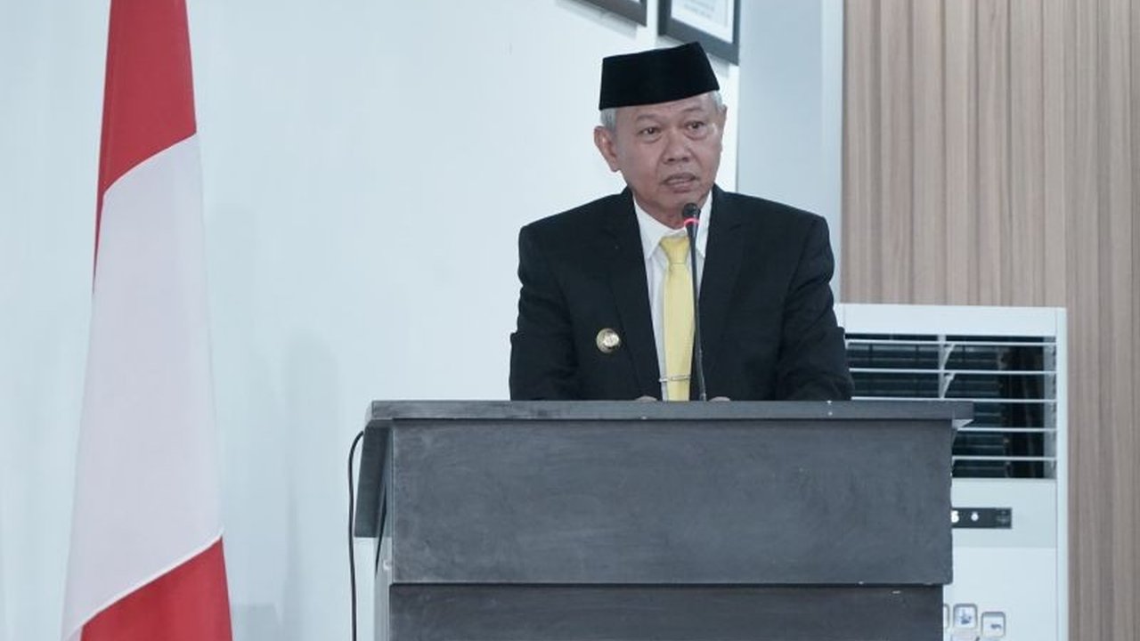 Bupati Sigi, Moh Rizal Intjenae, berkomitmen selaraskan program Prabowo Subianto, khususnya swasembada pangan dan makan bergizi gratis (MBG), dalam 100 hari kerja pertama.