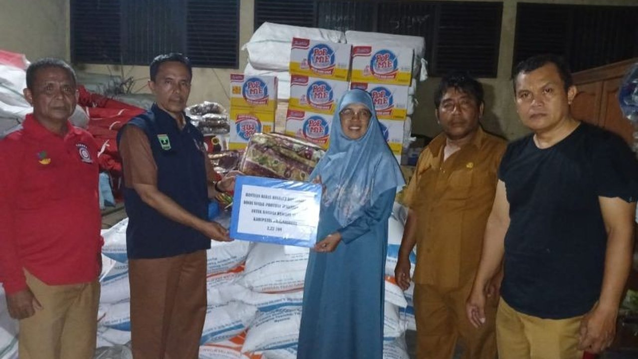 Pemerintah Provinsi Sumatera Barat (Sumbar) bergerak cepat menyalurkan bantuan logistik untuk ribuan warga terdampak banjir dan longsor di Kabupaten Limapuluh Kota dan Dharmasraya.