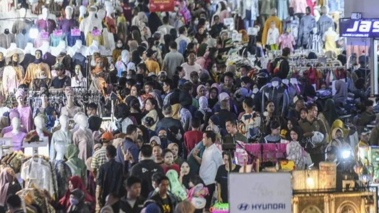 Pemprov DKI Jakarta akan menerapkan rekayasa lalu lintas di pusat perbelanjaan dan lokasi wisata untuk mengantisipasi lonjakan pengunjung selama periode Lebaran 2025.