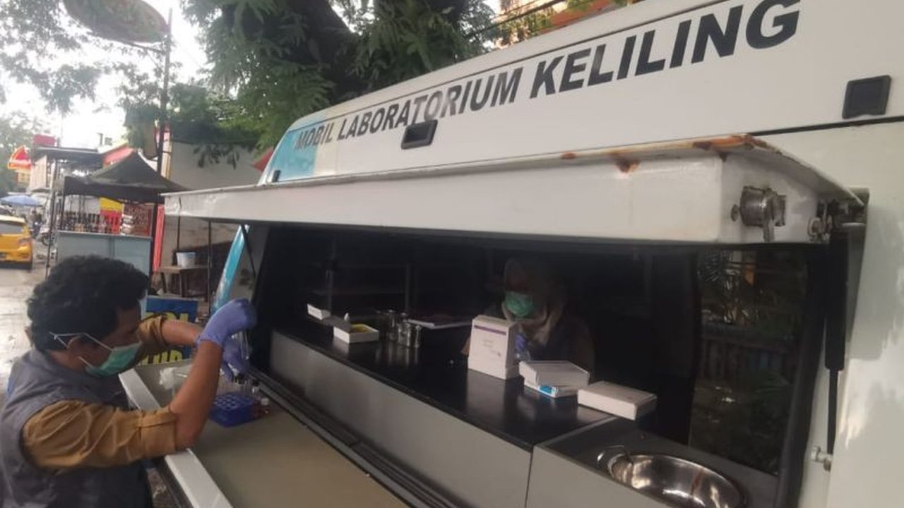 Balai Besar Pengawas Obat dan Makanan (BBPOM) Makassar melakukan sidak takjil di sekitar Masjid Al Markaz Al Islami untuk memastikan keamanan pangan selama Ramadhan, dan hingga kini belum ditemukan takjil berbahaya.