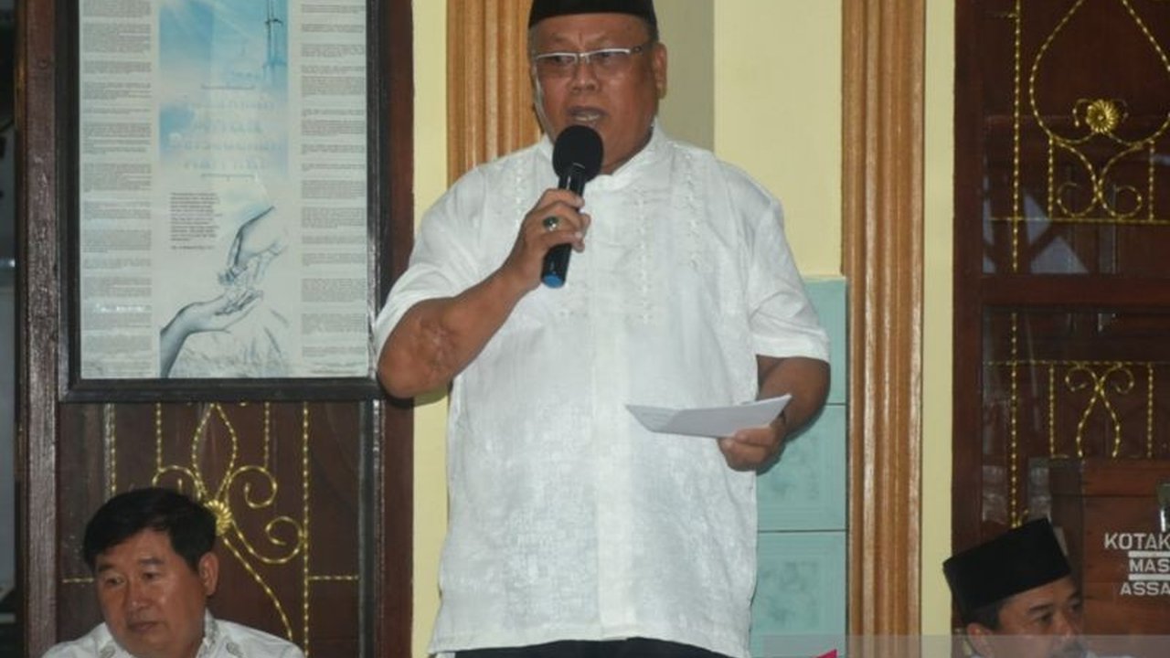 Wakil Bupati Belitung Timur, Khairil Anwar, mengimbau masyarakat untuk membayar zakat fitrah pada pertengahan Ramadhan agar penyaluran lebih cepat dan merata kepada yang berhak.