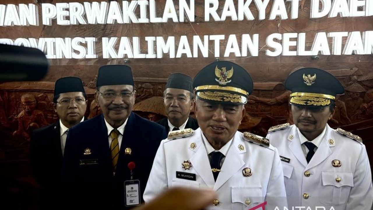 Gubernur Kalimantan Selatan, Muhidin, memastikan pembangunan stadion internasional akan selesai dalam lima tahun ke depan untuk mendukung pertumbuhan ekonomi dan menjadi fasilitas olahraga bertaraf internasional di dekat IKN.