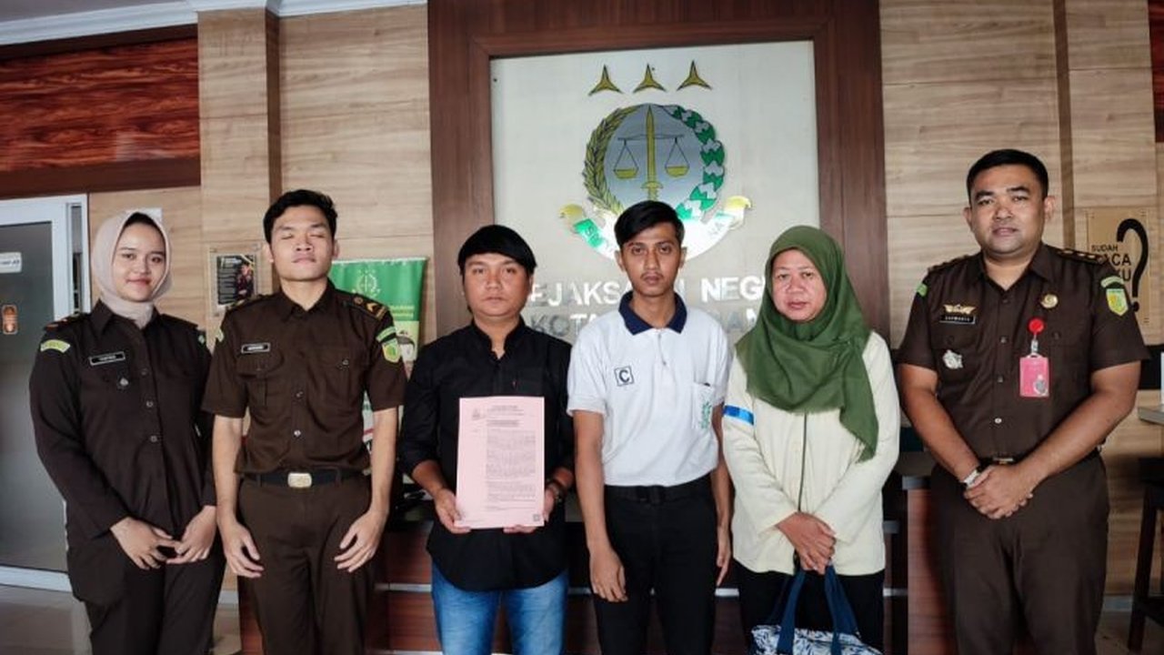 Kejaksaan Negeri Semarang menyelesaikan kasus penganiayaan melalui keadilan restoratif untuk kedua kalinya di tahun 2025, menandai keberhasilan pendekatan restorative justice dalam sistem peradilan Indonesia.