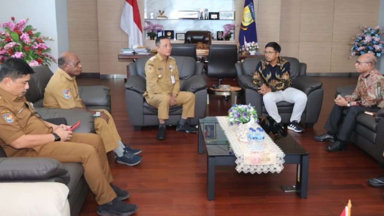 Gubernur Papua meminta KPU segera inventarisasi logistik dan melakukan efisiensi anggaran untuk Pemungutan Suara Ulang (PSU) Pilkada 2024 yang dijadwalkan pada 9 Agustus mendatang.