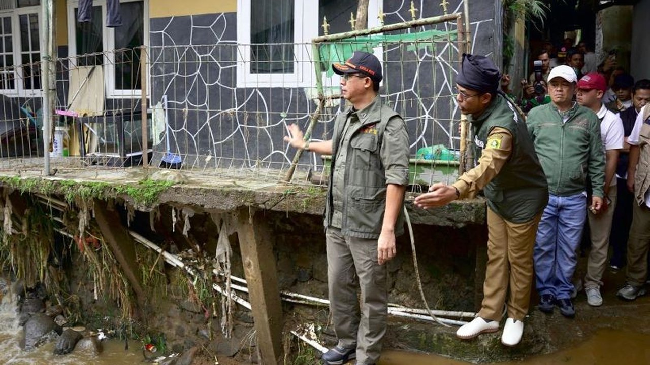 Banjir Bandang Bogor: BNPB Targetkan Akses Jalan Pulih Sebelum Lebaran