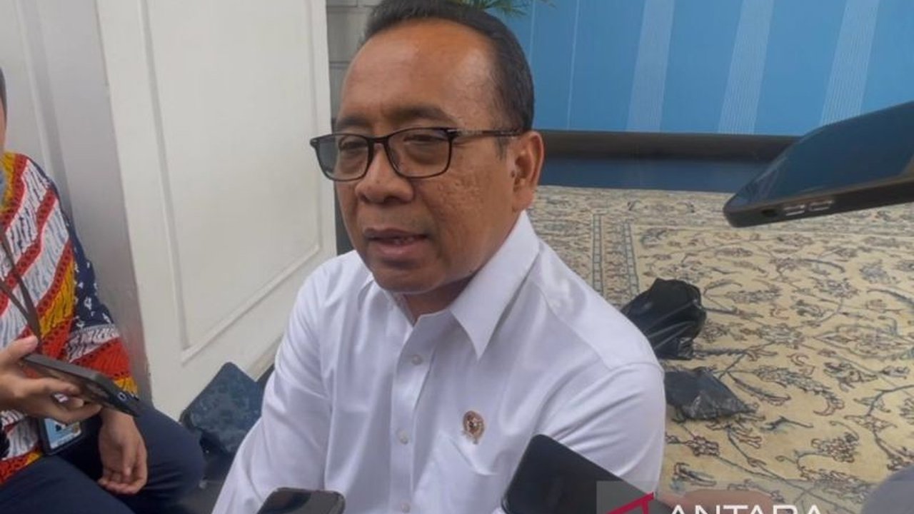 Pemerintah akan melakukan modifikasi cuaca untuk mengurangi intensitas hujan di Jabodetabek hingga pertengahan Maret 2025 guna mengurangi risiko banjir.