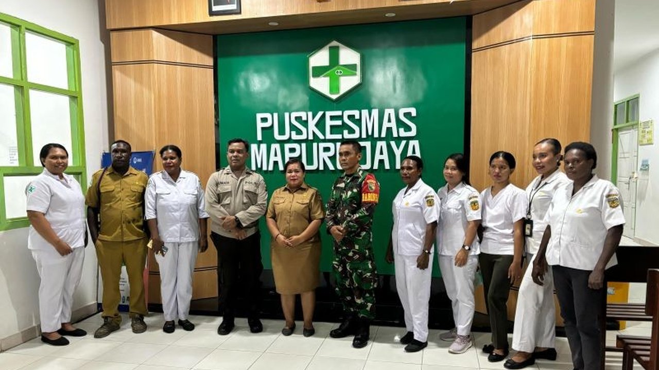 Puskesmas Mapurujaya di Distrik Mimika Timur, Papua Tengah, kini melayani pasien selama 24 jam untuk meningkatkan akses layanan kesehatan bagi warga, terutama dalam kasus gawat darurat dan malaria.