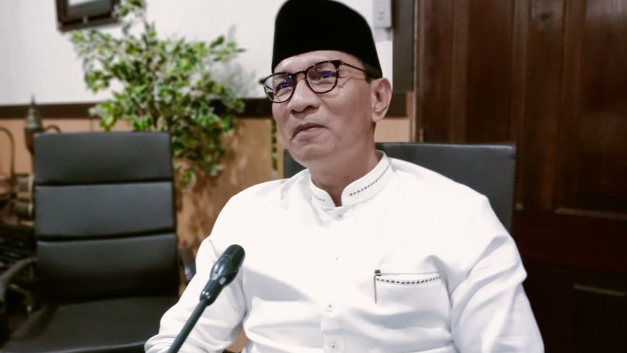 Wali Kota Mataram, H. Mohan Roliskana, akan melantik tiga pejabat strategis pada 6 Maret 2025 untuk mengisi kekosongan jabatan Kepala BKD, Dukcapil, dan Sekretaris Dewan.