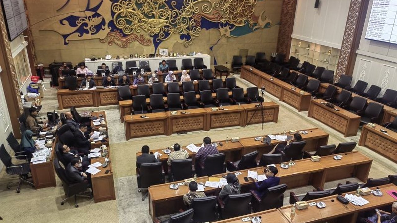 Panja RUU PPMI masih berdebat tentang pemberian amnesti bagi pekerja migran Indonesia nonprosedural, mencari solusi untuk melegalkan mereka tanpa membuka celah penyalahgunaan.