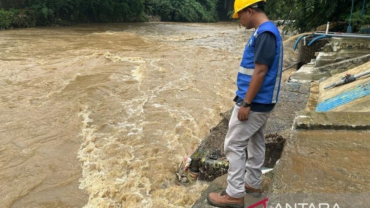 Perumda Tirta Kahuripan Kabupaten Bogor berupaya optimalkan layanan air bersih di tengah bencana alam hidrometeorologi yang menyebabkan kekeruhan air sungai meningkat.