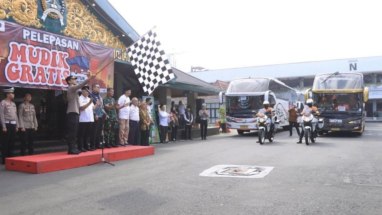 Pemkab Malang menyediakan mudik gratis Idul Fitri 1446 H dengan 5 rute dan kuota 350 orang, pendaftaran dibuka 5 Maret 2025.