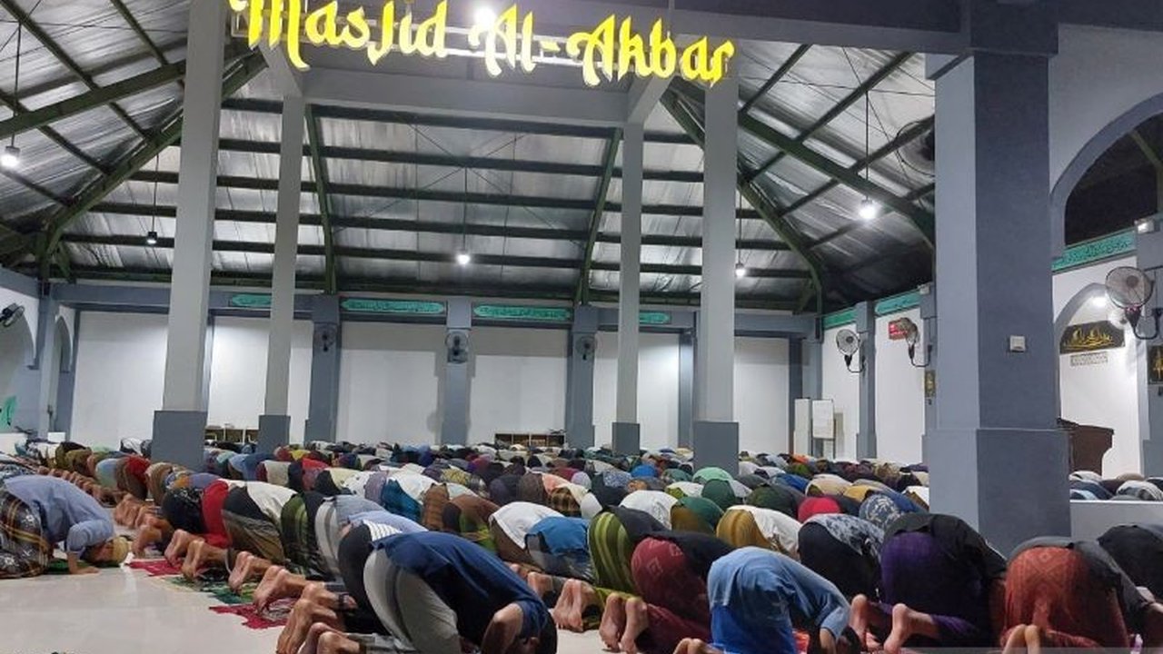 Lapas Lombok Barat Fasilitasi Ibadah Ramadan Warga Binaan: Tarawih Berjamaah dan Tadarus Lancar