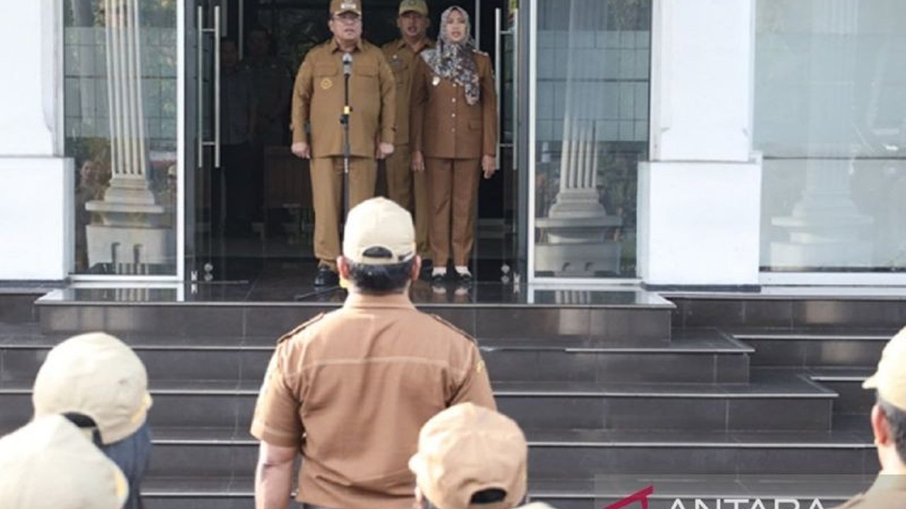 Wali Kota Pematangsiantar, Wesly Silalahi, bertekad mengembalikan kejayaan Pematangsiantar sebagai kota pendidikan dengan berbagai program unggulan dan mengajak seluruh elemen masyarakat untuk bersinergi.