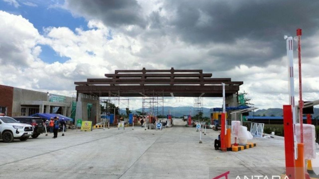 PT Jasa Marga memfungsionalkan beberapa ruas tol, termasuk Solo-Yogyakarta-NYIA Kulon Progo dan Jakarta-Cikampek II Selatan, untuk mendukung kelancaran arus mudik Lebaran 2025 tanpa biaya tarif.