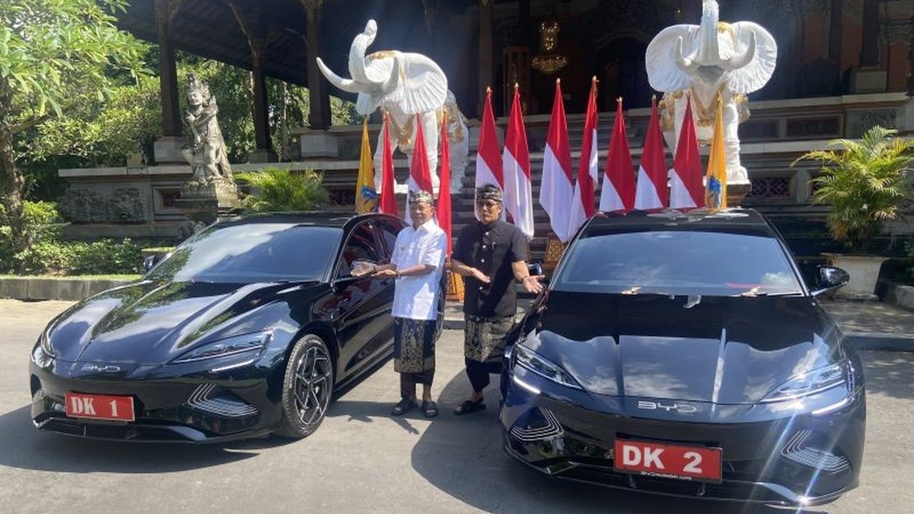 Gubernur dan Wagub Bali Gunakan Mobil Listrik, Ajak Instansi Lain Ikuti Jejak