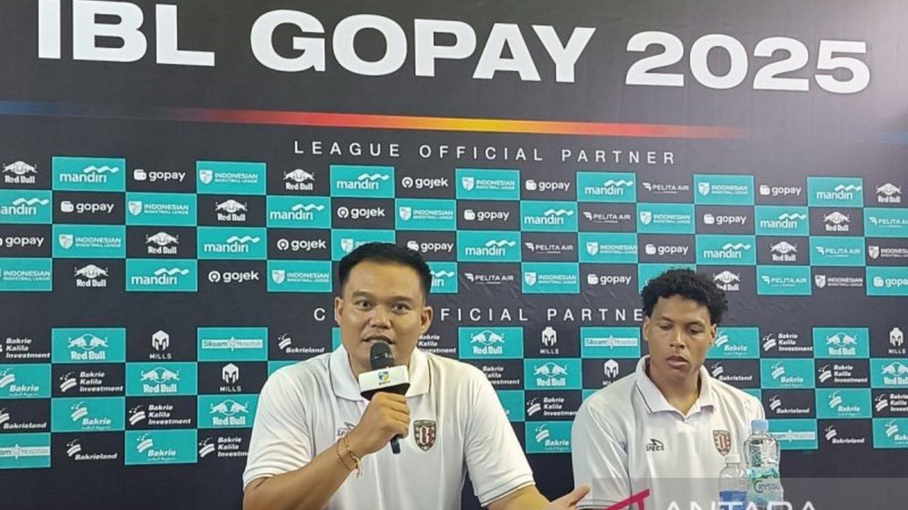 Pelatih Bali United Basketball, Rusta Wijaya, mengungkapkan selisih poin signifikan di kuarter pertama sebagai penyebab kekalahan telak timnya melawan Pelita Jaya Jakarta dalam laga IBL 2025.