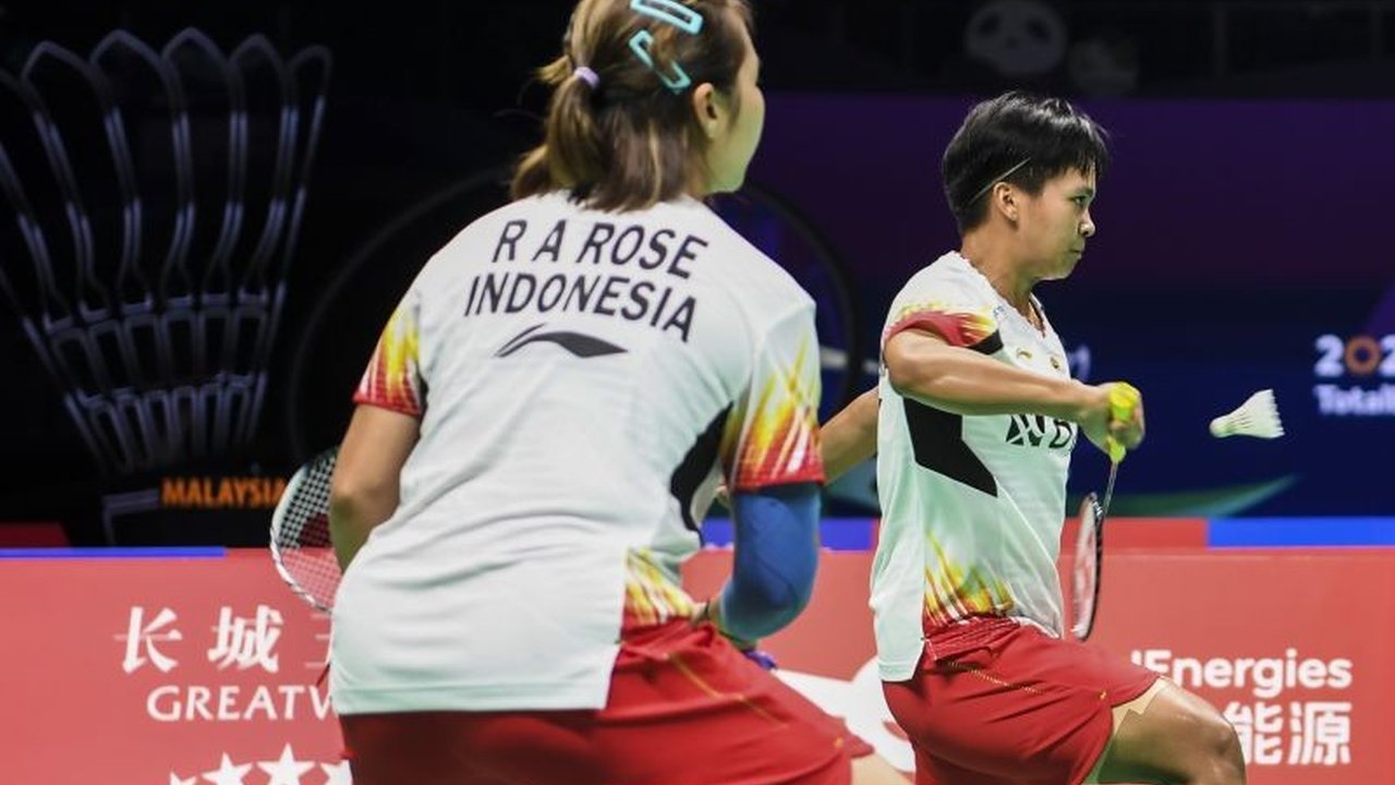 Pasangan ganda putri Indonesia, Meilysa/Rachel, berhasil mengatasi perlawanan ganda putri China, Keng Shuli/Wang Fangmei, dalam pertandingan rubber game di babak pertama Thailand Masters 2025 di Bangkok.
