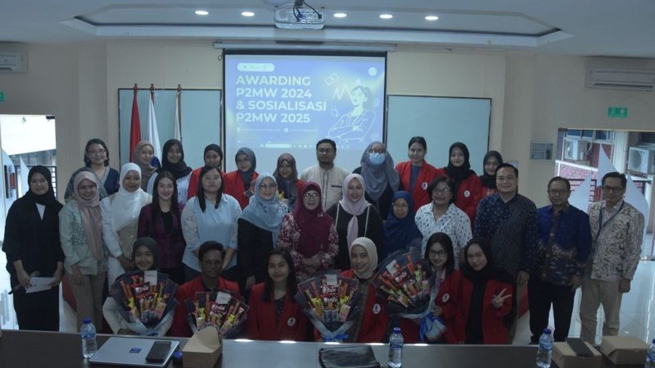 Universitas Mercu Buana berhasil membina lima tim mahasiswa yang meraih hibah Program Pembinaan Mahasiswa Wirausaha (P2MW) 2024 senilai Rp64 juta untuk mengembangkan berbagai usaha rintisan inovatif.