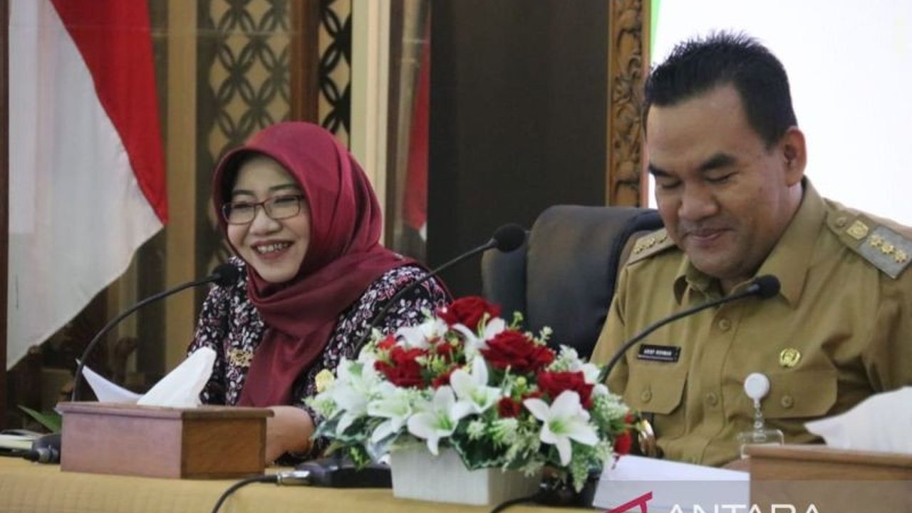 DPRD Jawa Tengah berkomitmen memperjuangkan perbaikan jalan provinsi yang rusak di Blora, menjawab keluhan masyarakat akan infrastruktur yang memprihatinkan.