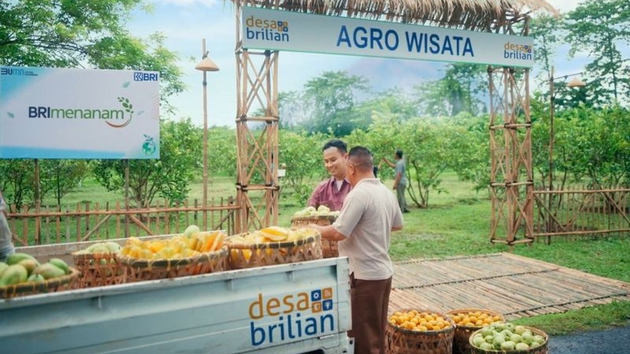 BRI meluncurkan program Desa BRILiaN 2025 untuk mendukung program Astacita pemerintah, dengan fokus pada penguatan ekonomi desa melalui digitalisasi dan pemberdayaan masyarakat.