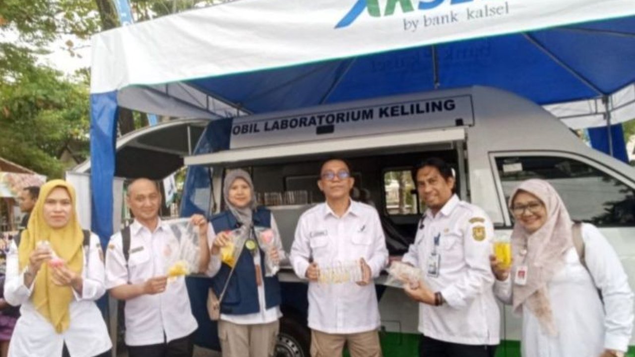 Balai Besar Pengawas Obat dan Makanan (BBPOM) Banjarmasin bersama instansi terkait memastikan keamanan 31 jenis makanan dan minuman di Pasar Wadai Ramadhan Banjarmasin, tidak ditemukan bahan berbahaya.