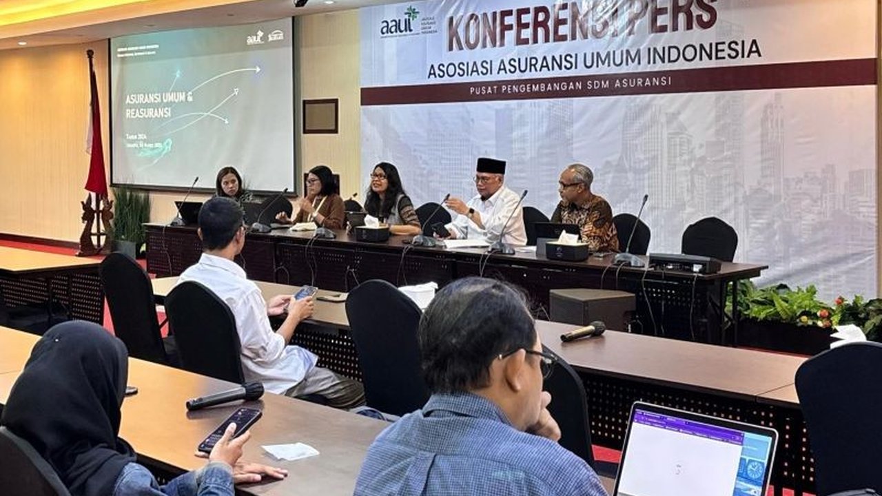 Pertumbuhan premi asuransi umum di Indonesia mencapai 8,7 persen secara tahunan pada 2024, didorong oleh kinerja positif sejumlah lini bisnis, meskipun beberapa sektor mengalami kontraksi.