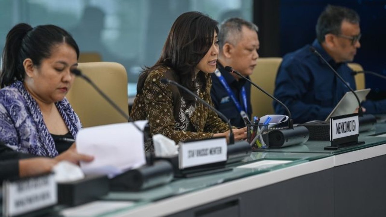 Kementerian Kominfo dan BMKG meningkatkan koordinasi untuk penyebaran informasi kebencanaan yang lebih cepat dan akurat guna menghadapi peningkatan cuaca ekstrem dan bencana alam.