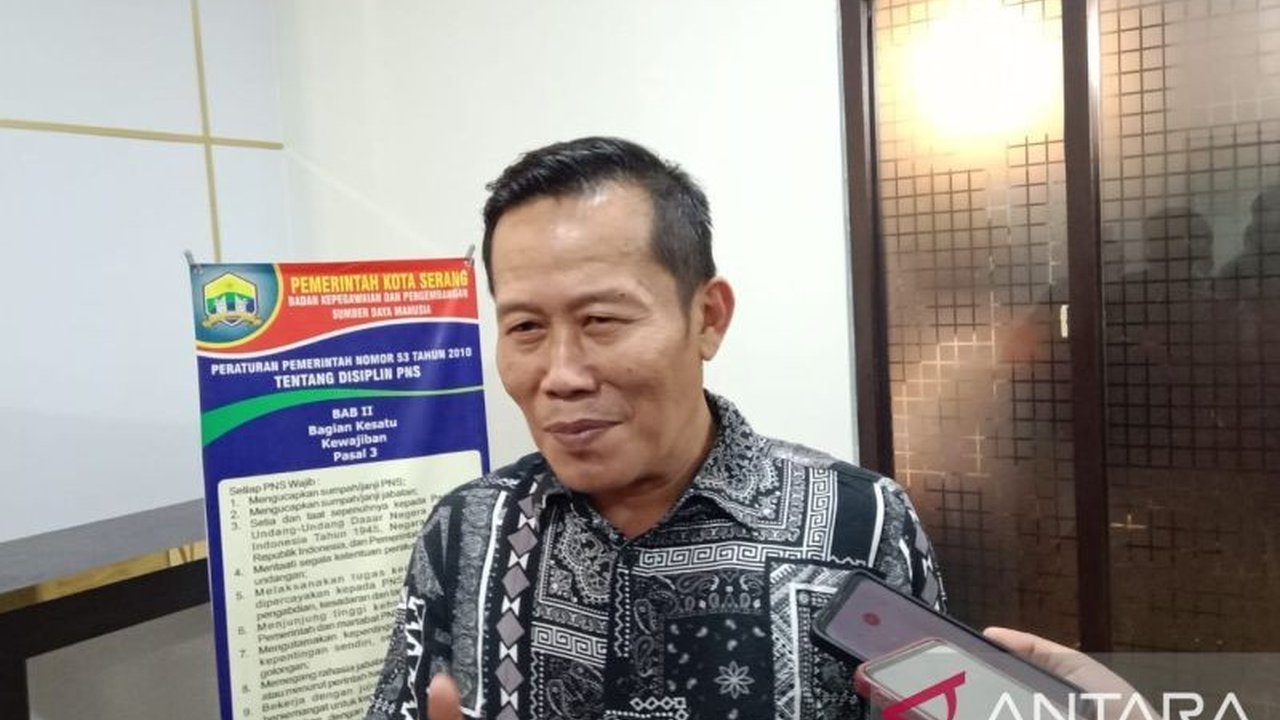 DPRD Kota Serang memanggil OPD terkait untuk membahas lima pasar terbengkalai di Kota Serang, Banten, yang dinilai mubazir dan tidak sesuai perencanaan anggaran daerah.
